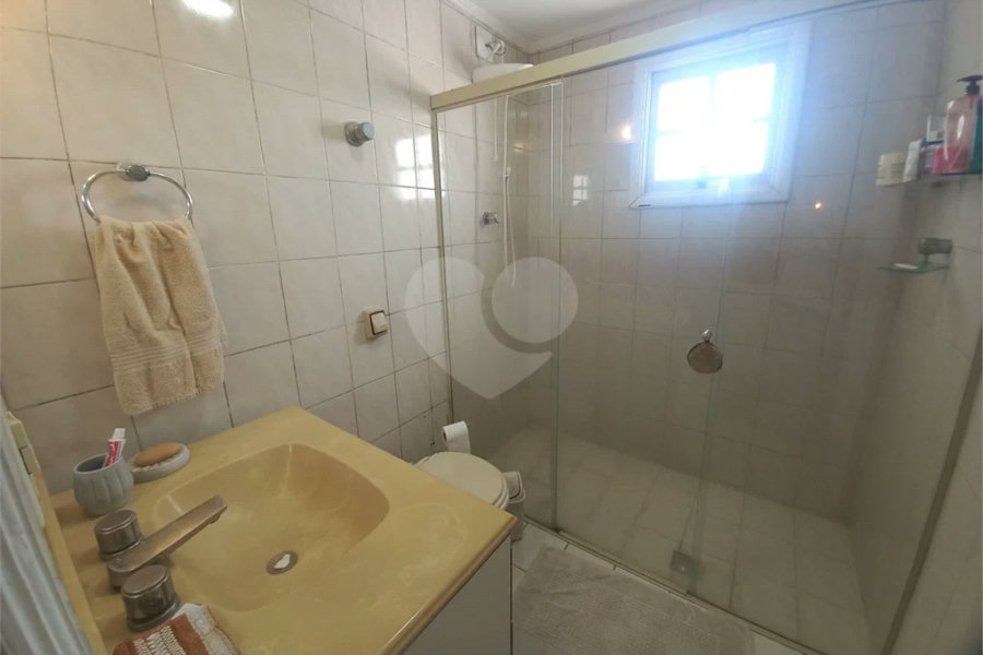 Sobrado com 2 Suítes na Região da Vila Santa Catarina!!!