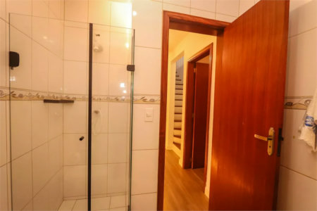 Sobrado à venda com 5 quartos, sendo 1 suíte, em Vila Sônia, São Paulo, SP