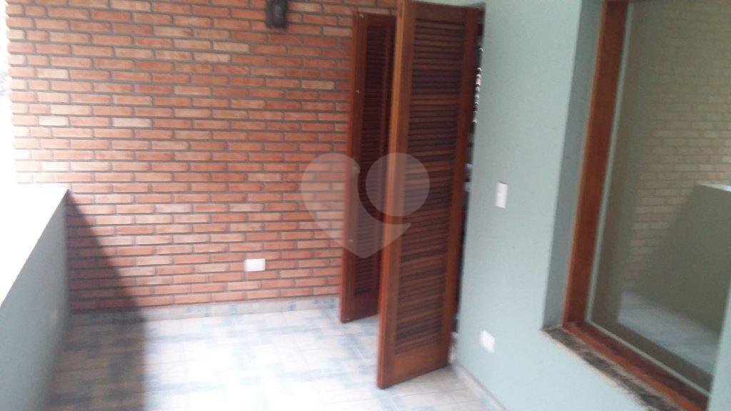 CASA TÉRREA A VENDA NO TREMEMBÉ - 4 SUÍTES E 10 VAGAS DE GARAGEM