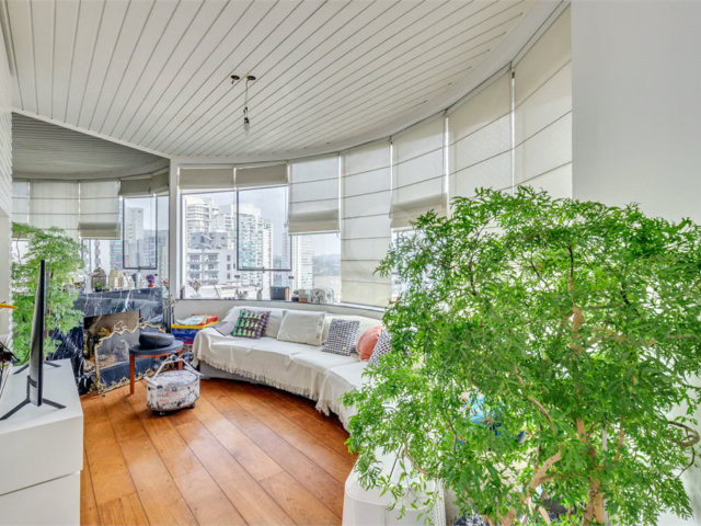 Apartamento à venda com 4 quartos, sendo 2 suítes,  em Brooklin, São Paulo, SP
