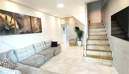 Casa à venda com 3 quartos em Vila Lavínia, Mogi das Cruzes, SP