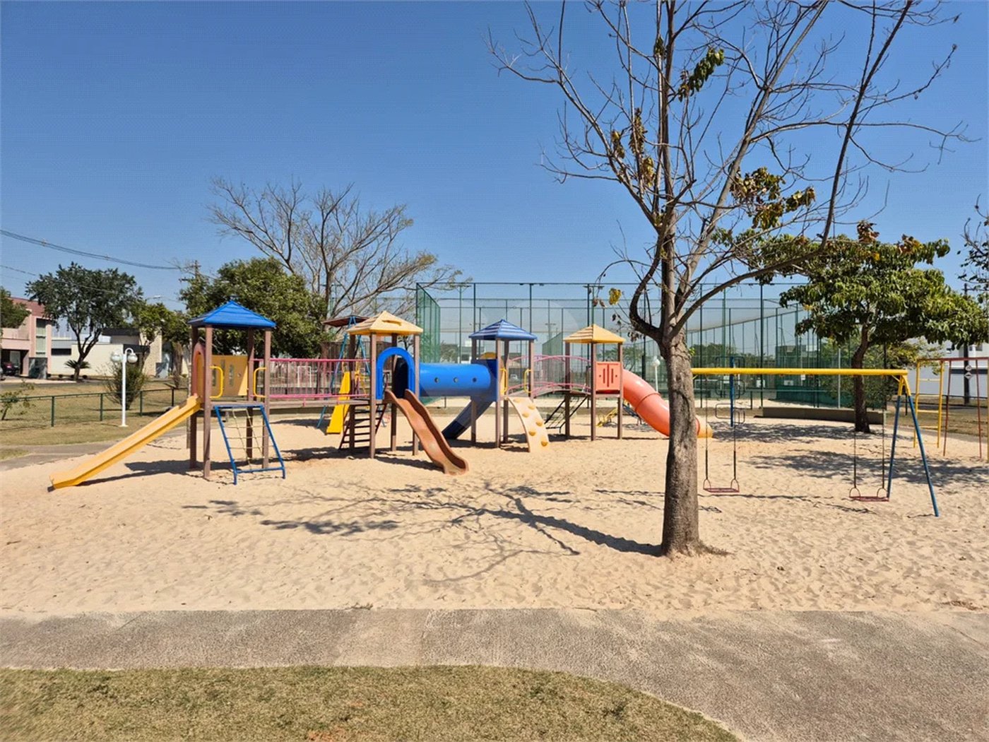 Casa Térrea à venda em condomínio fechado - Park UNIMEP Taquaral - Piracicaba/SP.