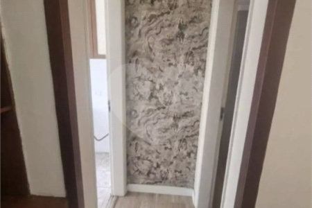 Studio com 33m2 AU, 39m2 AT, com 1 dormitório, sem vaga, a 1 quadra da Av Paulista e Metro Paraíso.