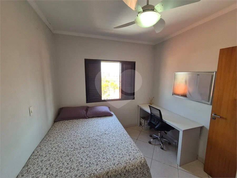 Sobrado à venda com 3 quartos em Vila Industrial, Piracicaba, SP