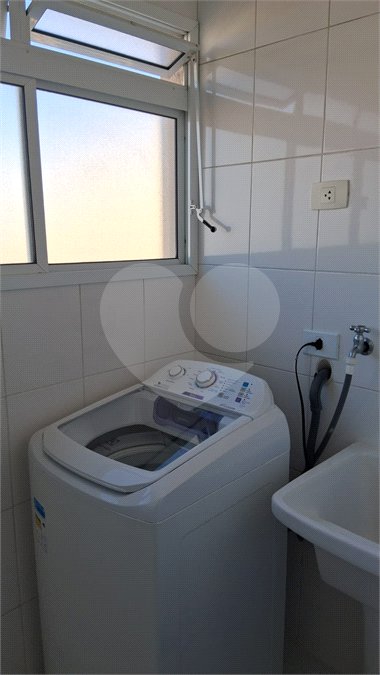 Apartamento na Vila Mascote | 1 dormitório | 1 vaga | Varanda