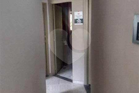 Casa térrea para venda.
