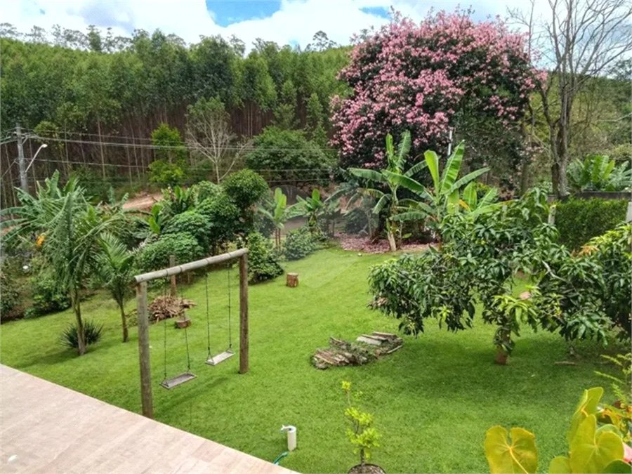 Chácara com 1.504 m² à venda em Guararema - SP