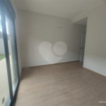 Casa exclusiva em Atibaia de alto padrão com 3 suítes, piscina, espaço gourmet, condomínio fechado, aceita financiamento