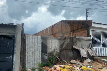 Terreno com 138,00 m² .