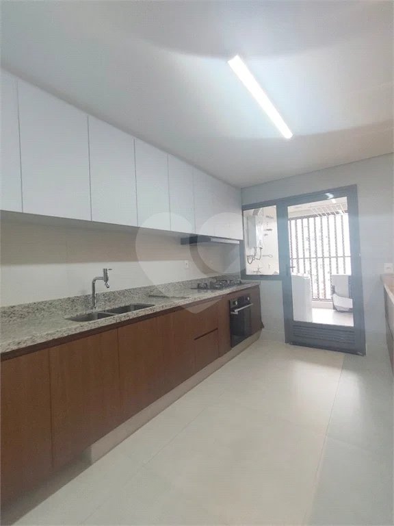 Belíssimo apartamento com 163m², 3 suítes e 2 vagas para locação na Chácara Klabin!