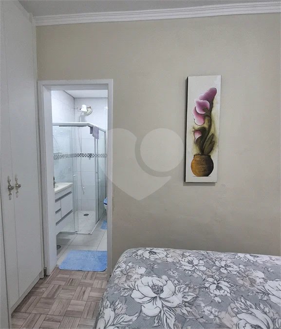 Casa de vila com 3 dormitórios sendo 2 suítes em Santana