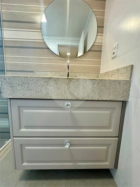 Apartamento no Edifício Bellagio, com 3 dormitórios, sol da manha e na modalidade porteira fechada.