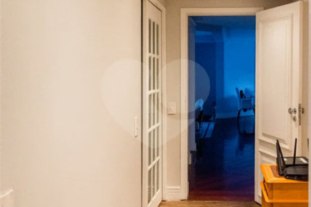 VILA NOVA CONCEIÇÃO - 216 M² - 4 VAGAS