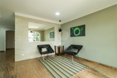 Apartamento à venda com 4 quartos, sendo 3 suítes, em Campo Belo, São Paulo, SP