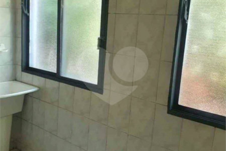 Apartamento no Condomínio Residencial Mazo