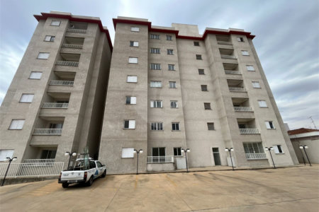 Apartamento á venda na região do Vila Prado.