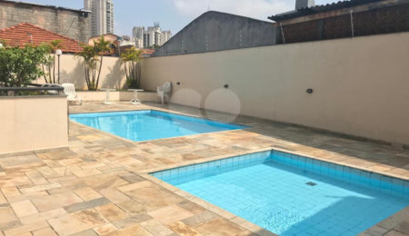 Apartamento à venda com 2 quartos, sendo 1 suíte,  em Vila Bertioga, São Paulo, SP