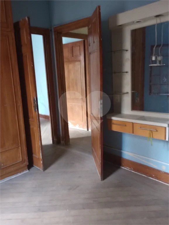 Amplo Sobrado de 330 m² no Coração do Cambuci!