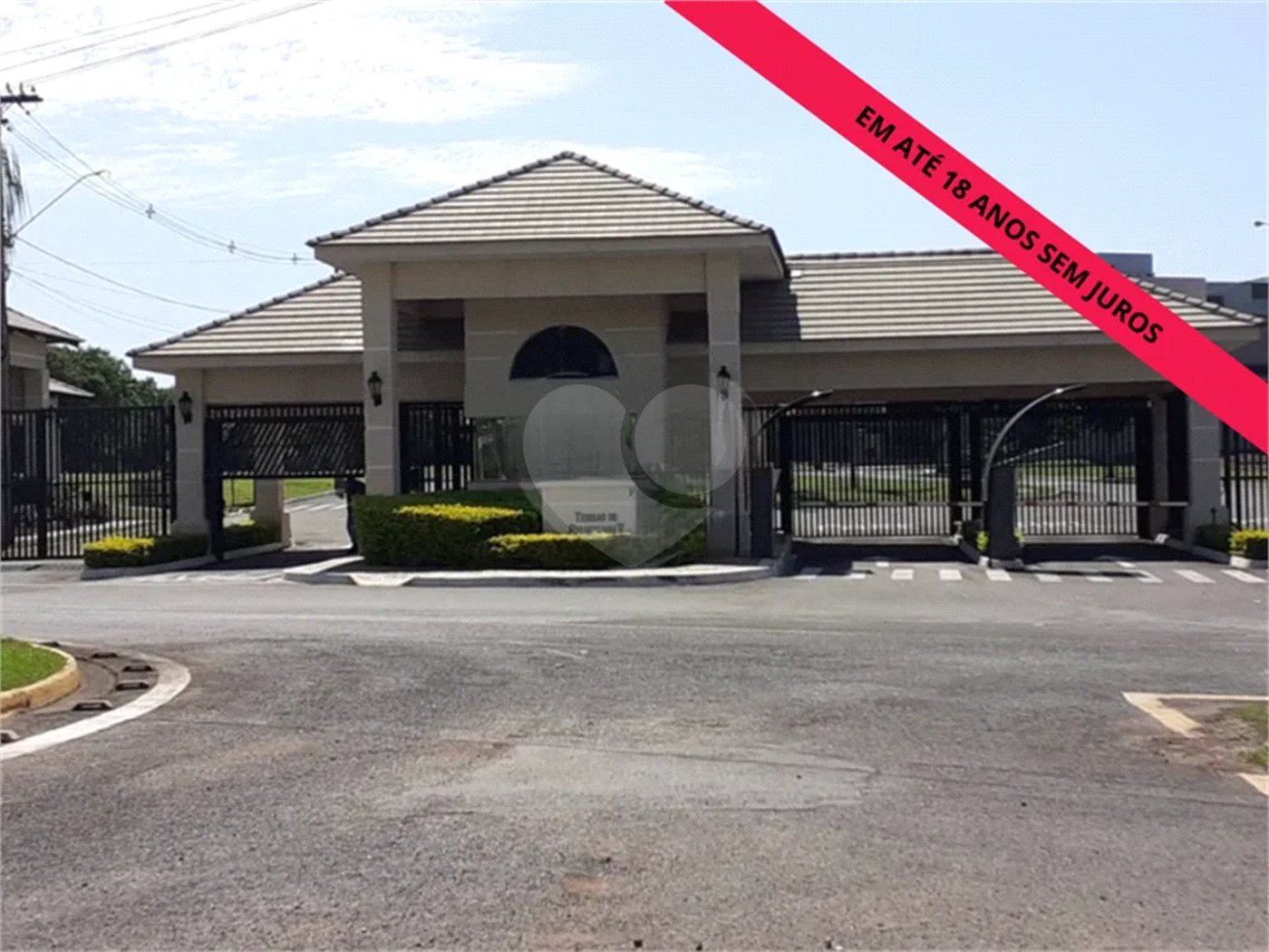 Excelente terreno à venda no condomínio Terras de Piracicaba V - topografia plana - financia