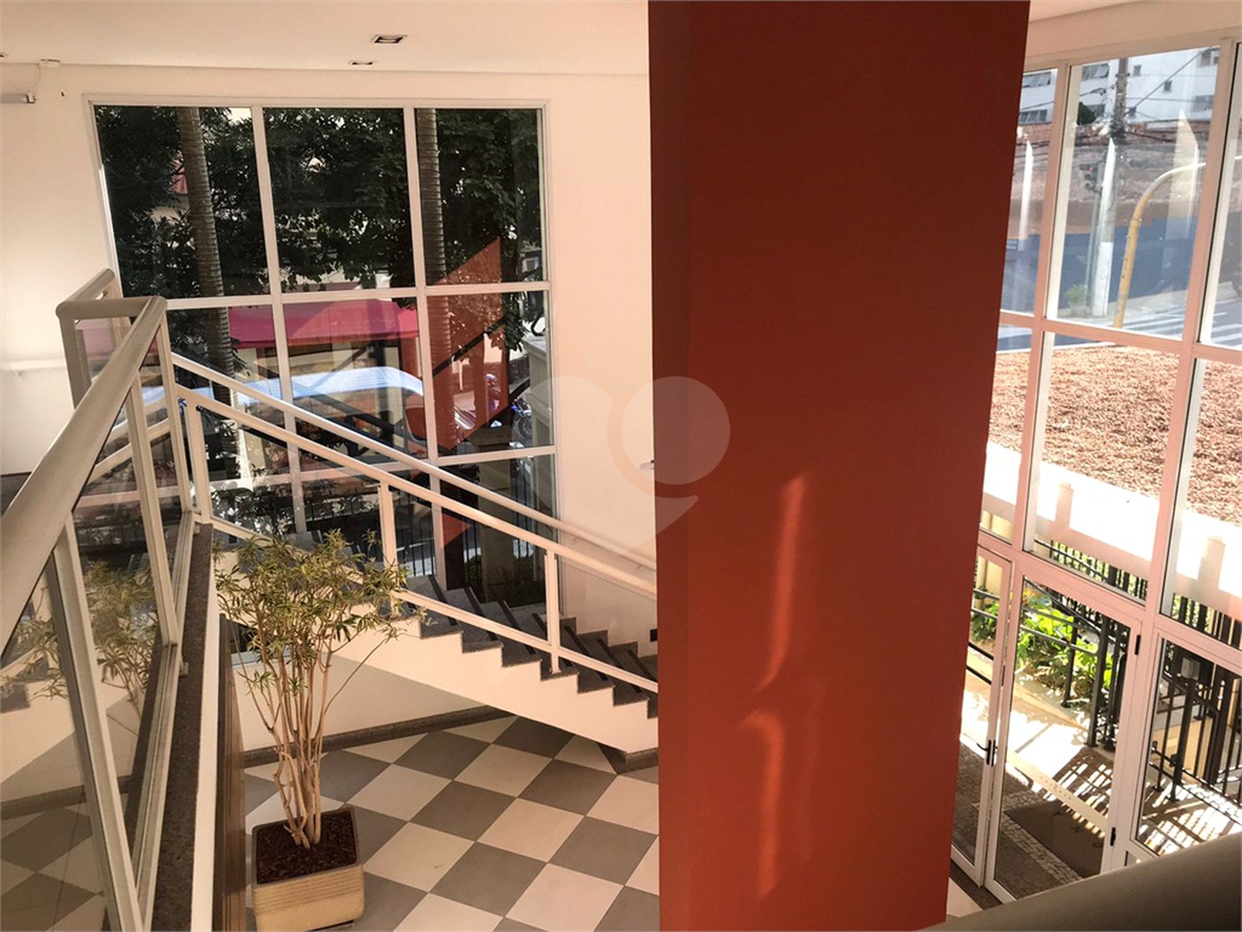 APARTAMENTO 2 QUARTOS (1 SUÍTE) À VENDA NO PARAÍSO