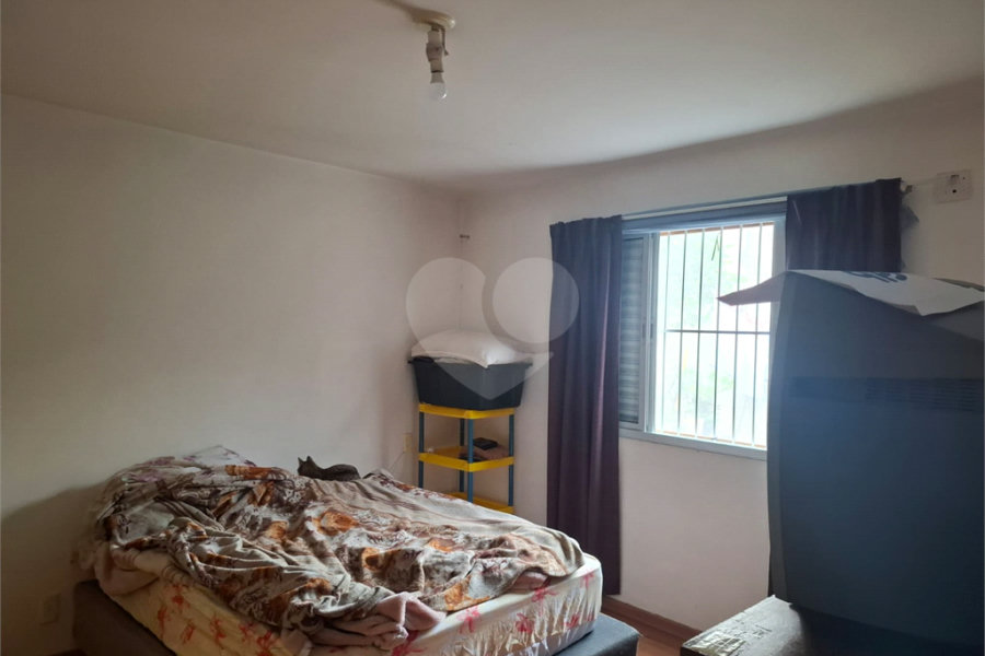 Sobrado venda ou locação HORTO com 254m2, 4 quartos, 2 sala, 2 cozinha, quintal e 3 vagas de garagem