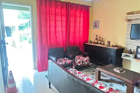 EXCELENTE SOBRADO À VENDA – 300m² DE ÁREA CONSTRUÍDA**