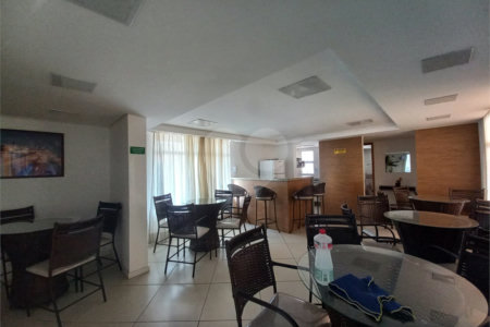 Apartamento Residencial à venda