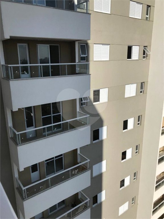 Apartamento no Condomínio Via Campus.