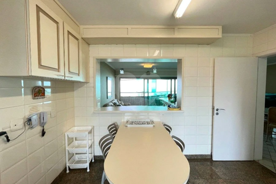 Apartamento à venda com 5 suítes em Riviera de São Lourenço, Bertioga, SP