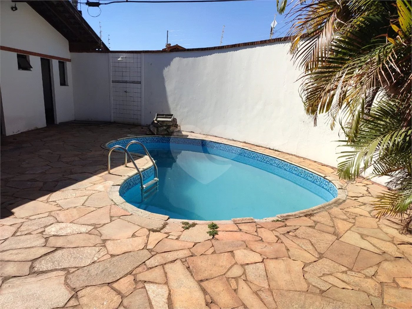 Casa Espetacular com Piscina e Churrasqueira à Venda na Vila Rezende