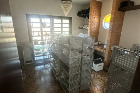 Casa à venda com 4 quartos, sendo 1 suíte,  no Centro, Vinhedo, SP