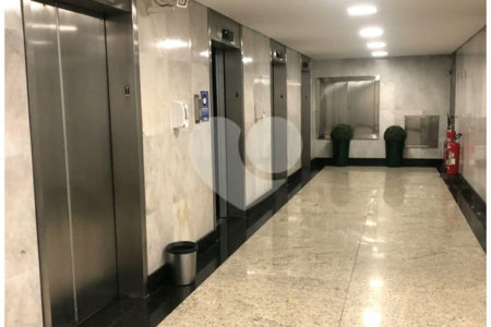 Sala comercial para locação em Pinheiros