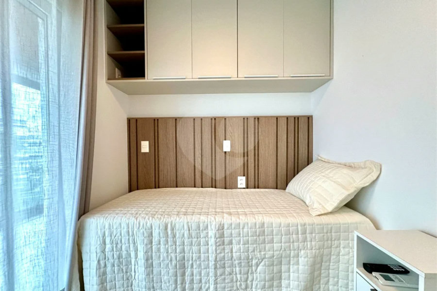 Apartamento à venda com 5 quartos, sendo 4 suítes,  em Riviera de São Lourenço, Bertioga, SP