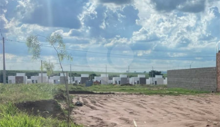 Terreno à venda em Residencial Real Park, Ibaté, SP