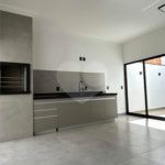 Casa térrea 3 quartos 1 suíte no residencial Terra dos Buritis