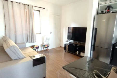 Apartamento com 2 dormitórios.