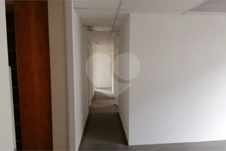 Sala comercial à venda em Higienópolis com 170 m2