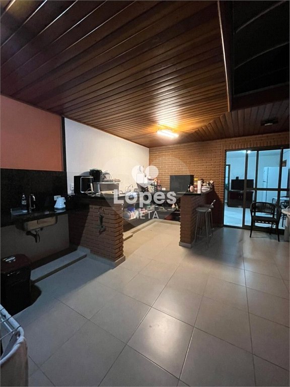 DUPLEX Á VENDA NO EDIFICIO CAROLINA, BAIRRO JARDIM SATELITE, 4 DORMITORIOS , 2 VAGAS DE GARAGEM COBE