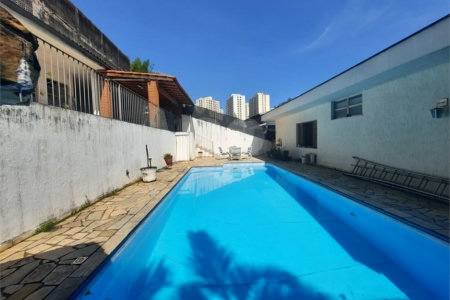 Casa com 4 quartos e 3 suítes com ótimo lazer no Jardim Marajoara