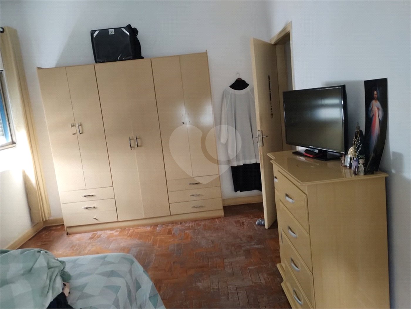 Apartamento 2 dormitórios sendo uma suíte próximo as estações Anhangabaú, Bela Vista e do metrô