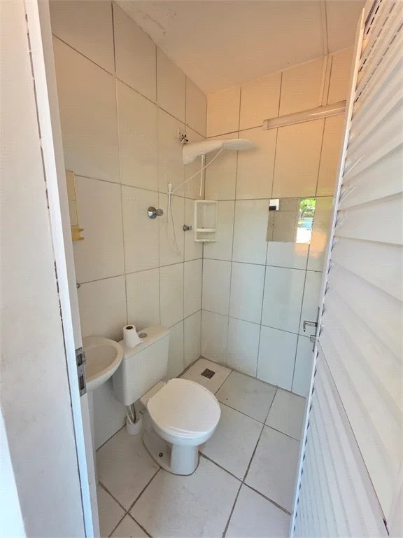 Casa à venda com 6 quartos, sendo 2 suítes,  em Conjunto Residencial Butantã, São Paulo, SP