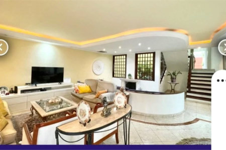 Casa dos sonhos a venda - Sobrado com Piscina no Jardim da Saúde, 270m² , 4 dorm., 2 suítes, 4 vagas, banheira , lareira, churrasqueira, terreno: 360 m²