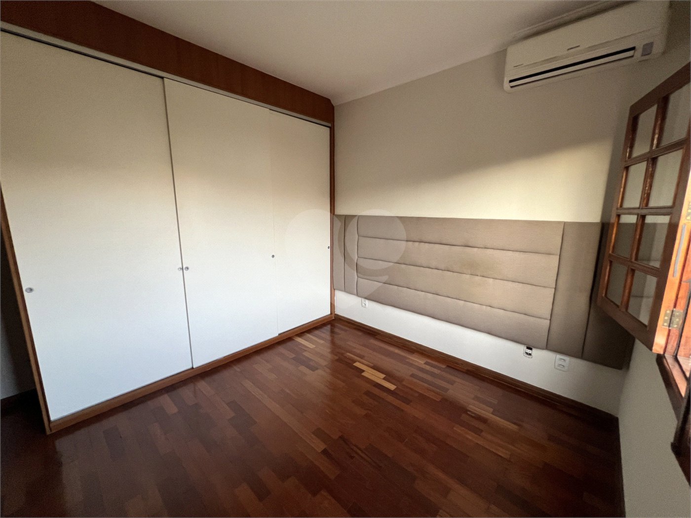 CASA COM 3 QUARTOS NO CONDOMÍNIO GRAND VILLE