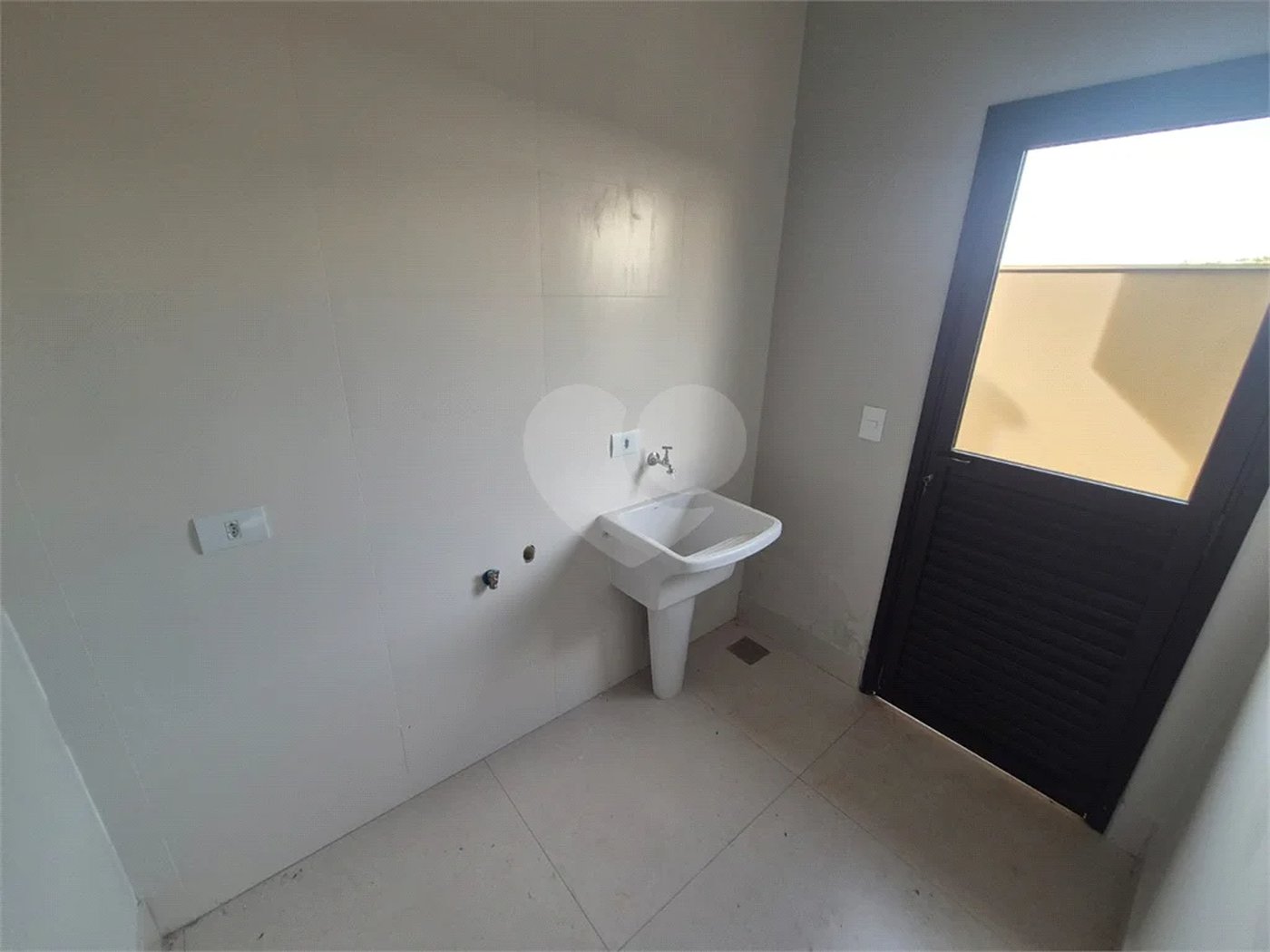 Casa à venda com 3 suítes no condomínio Villa D'aquila, Piracicaba - SP
