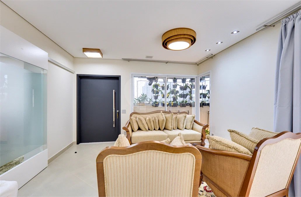 Apartamento à venda com 3 suítes em Jardim Marajoara, São Paulo, SP