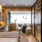 Uma região encantadora com diversos lugares para explorar. Em um terreno com mais de 6 mil m² de área, contará com 3 torres em 2 condomínios independentes e exclusivos. 850m do metrô Butantã. Apartamento andar alto, 1 dormitório. 1 vaga de garagem. DIVERSÃO: Espaço gourmet, brinquedoteca, churrasque