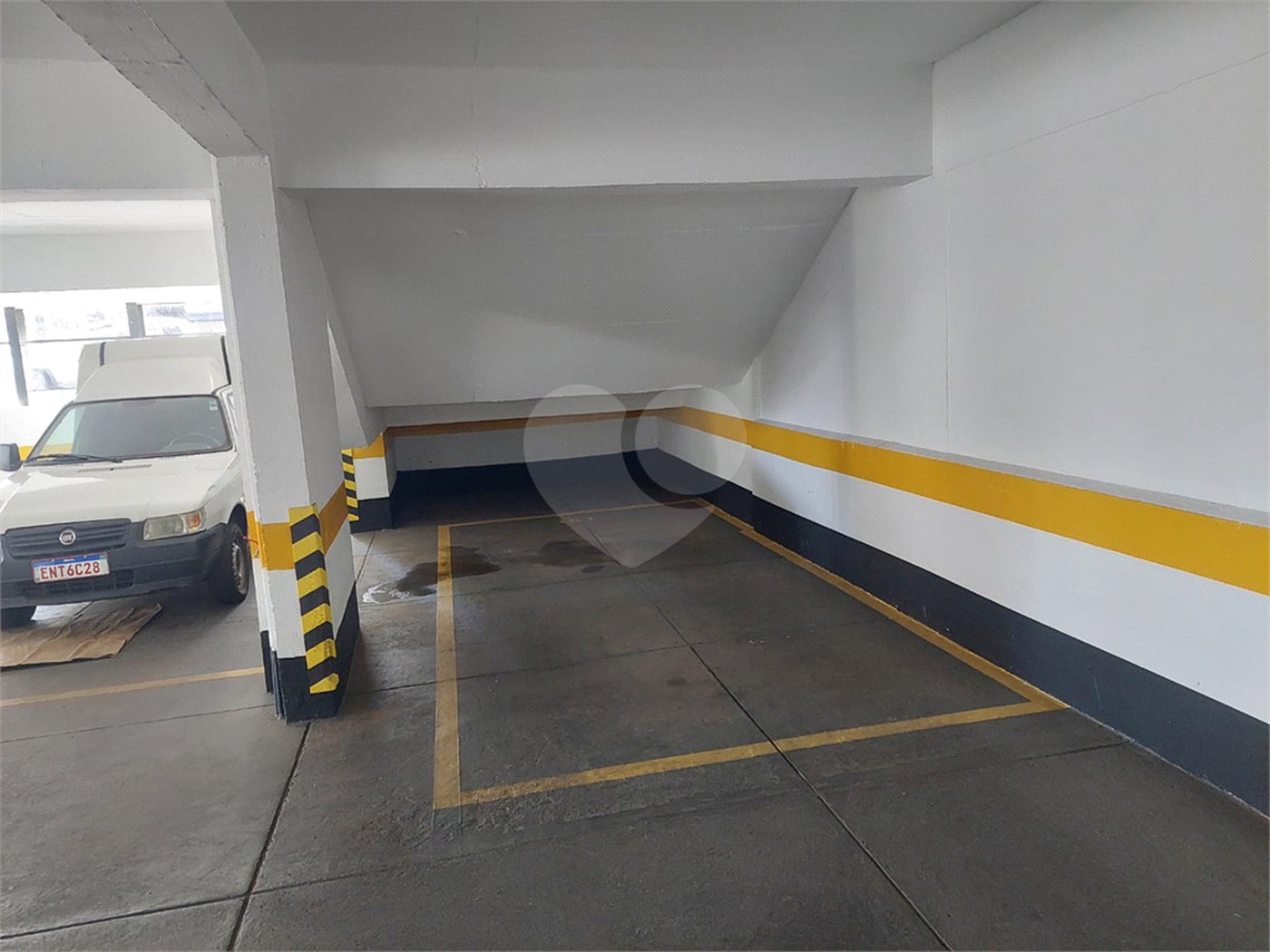 Apartamento Edifício Roberto Martinez .
