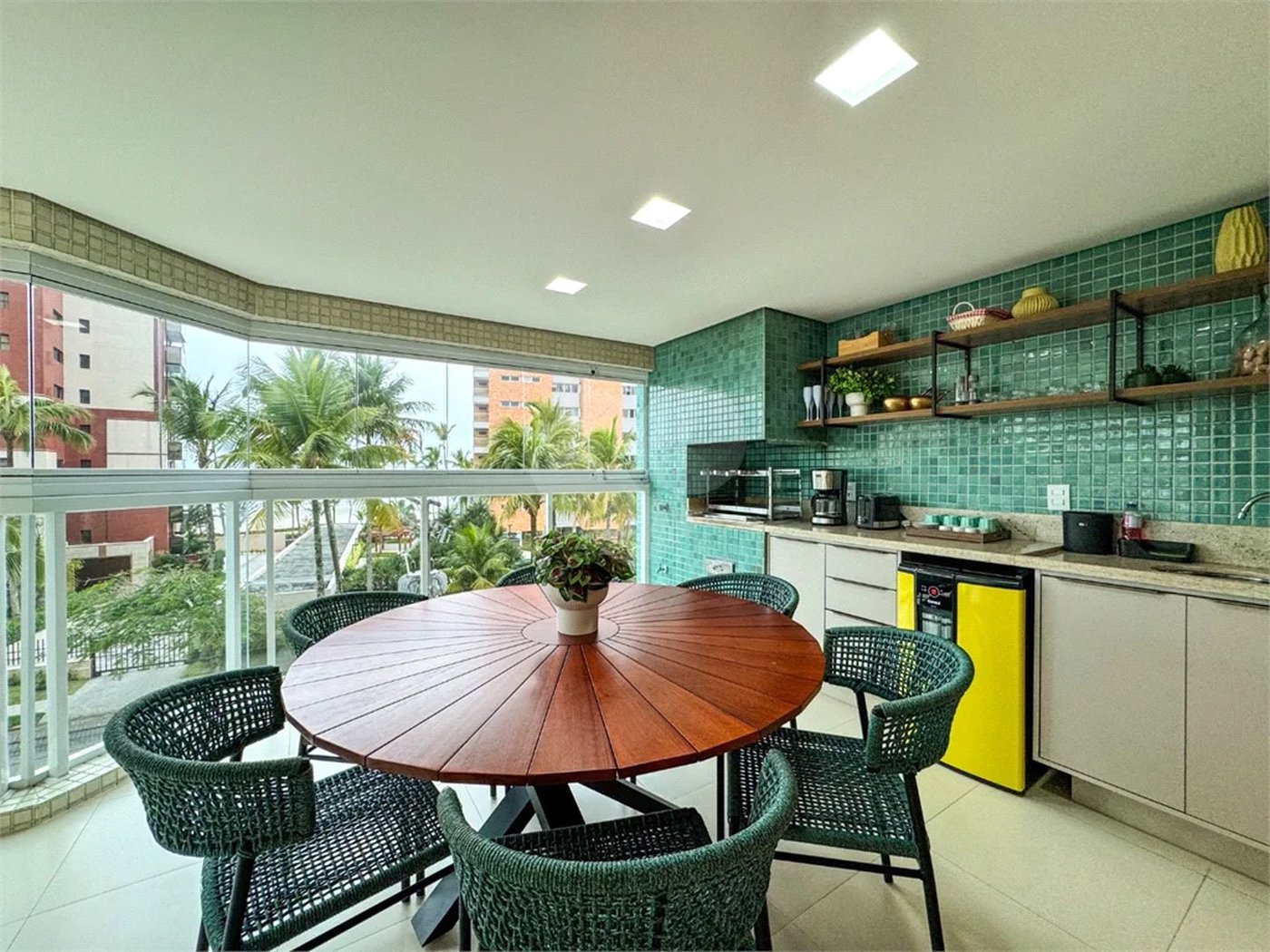 Apartamento à venda com 3 suítes em Riviera de São Lourenço, Bertioga, SP
