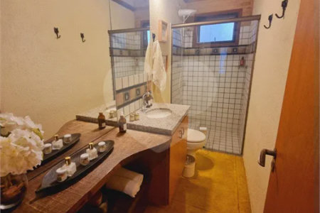 Casa mobiliada para locação no Condomínio Alpes de Vinhedo na cidade de Vinhedo - SP