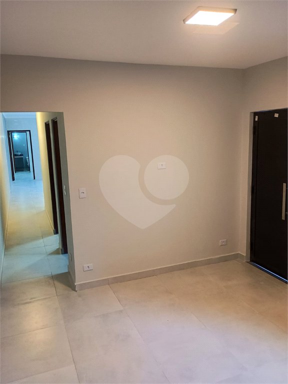 Belíssimo Sobrado com 3 Quartos e 135m² A/C à Venda no Jardim Alvinópolis - Atibaia
